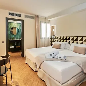 The Moods Oasis 3*, Barcelona Spain